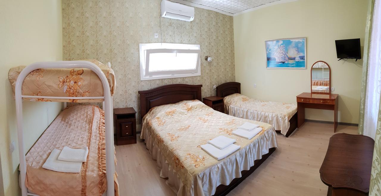 Zolotye Peski Mini Hotel Blagoveshchenskaya Exterior foto